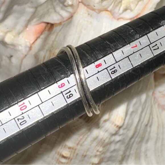 Sophisticated Navy multi-gem handcrafted ring - Picture 8 of 9